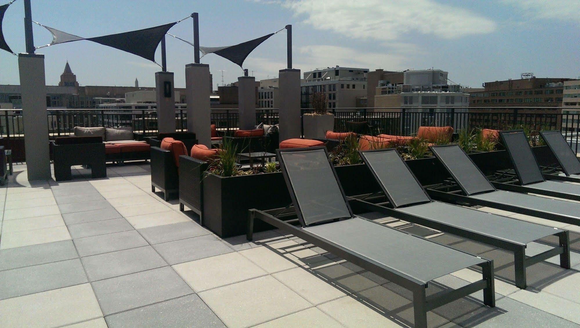 Global Luxury Suites At Thomas Circle Вашингтон Екстер'єр фото